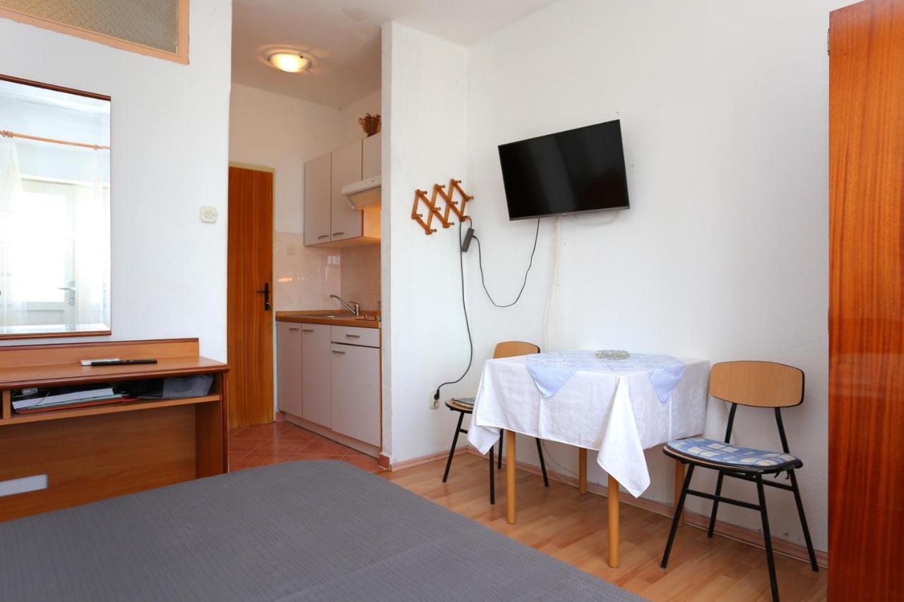 Apartments By The Sea Igrane, Makarska - 311 المظهر الخارجي الصورة