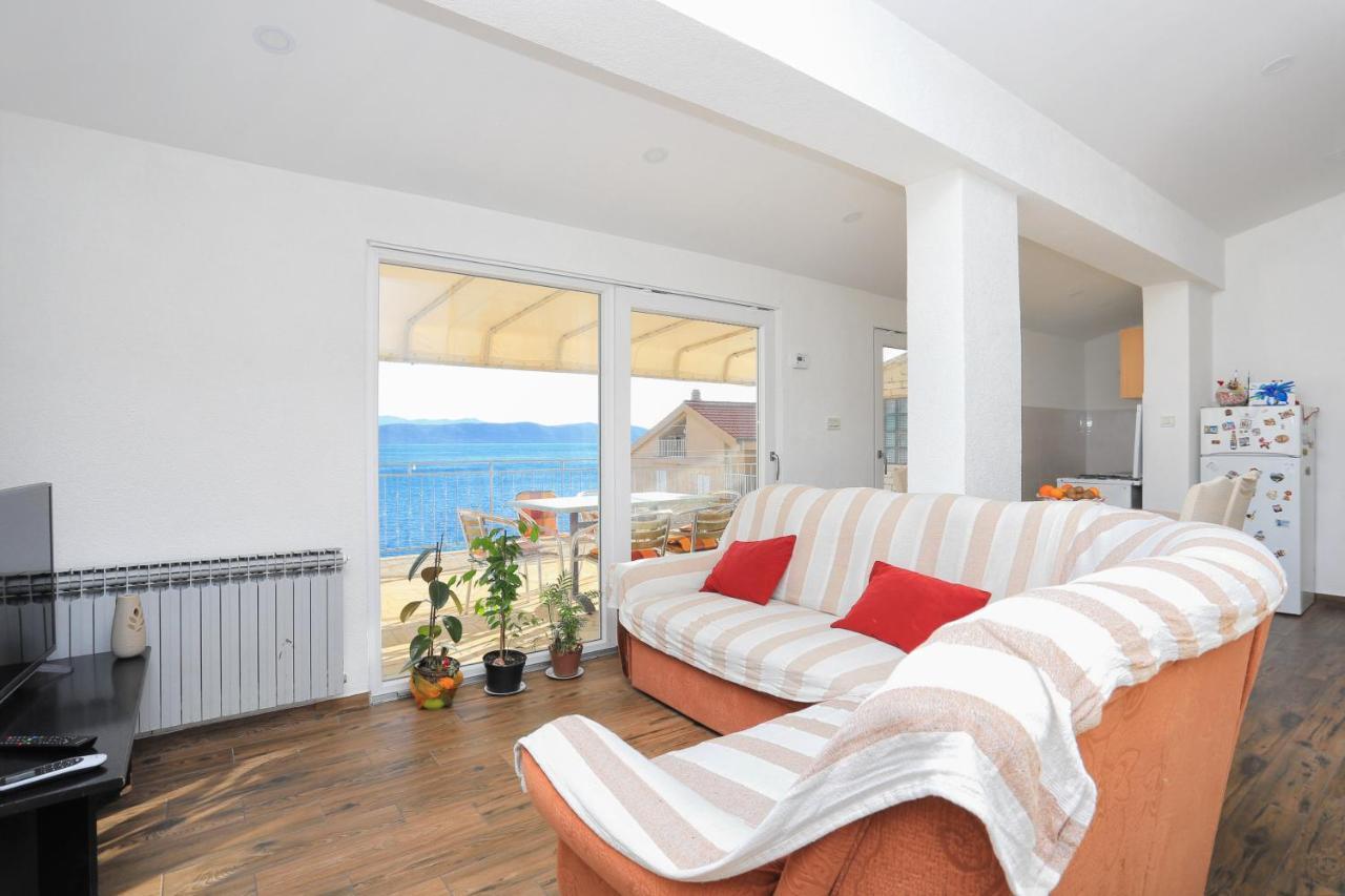 Apartments By The Sea Igrane, Makarska - 311 المظهر الخارجي الصورة