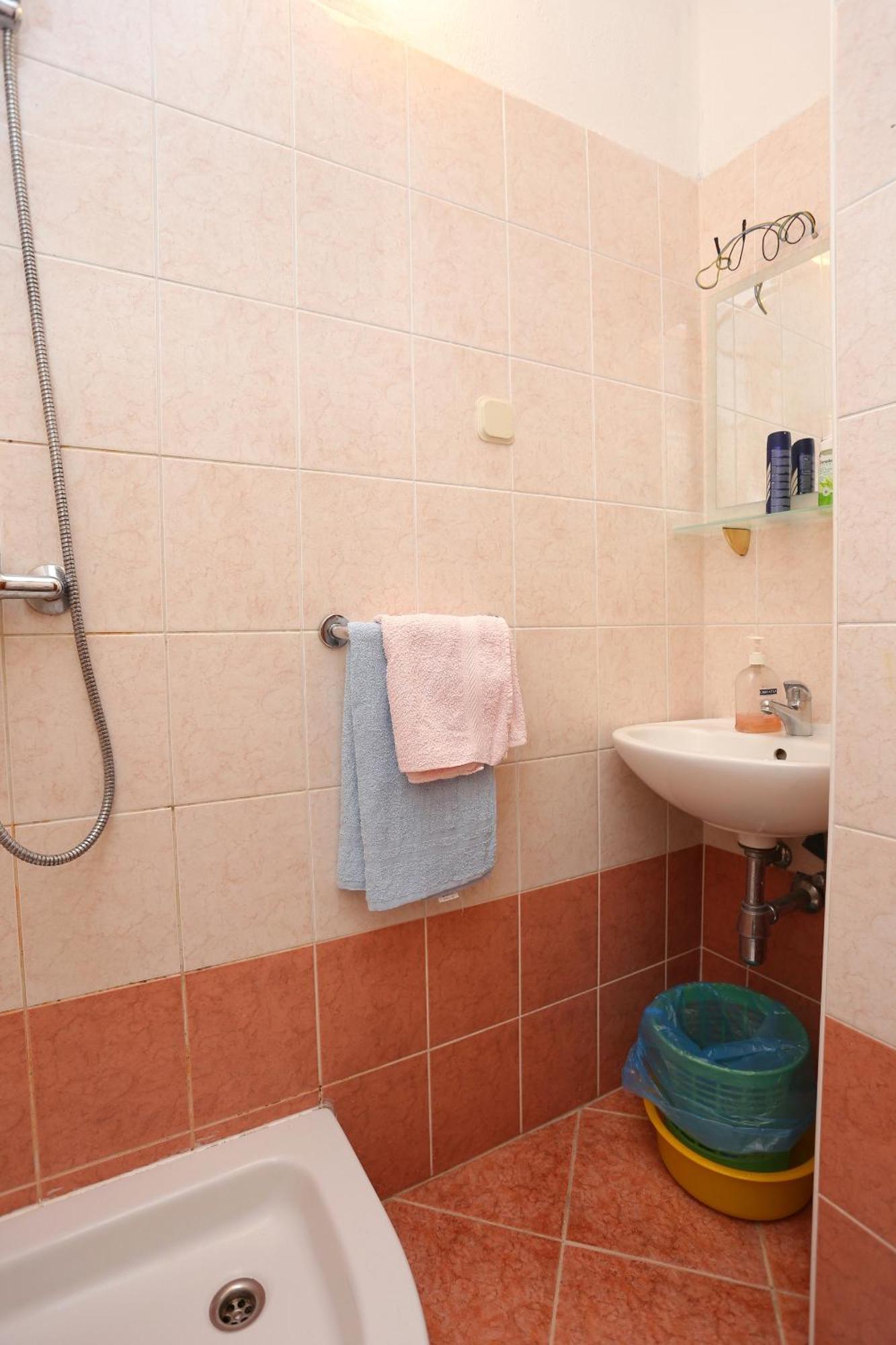 Apartments By The Sea Igrane, Makarska - 311 الغرفة الصورة