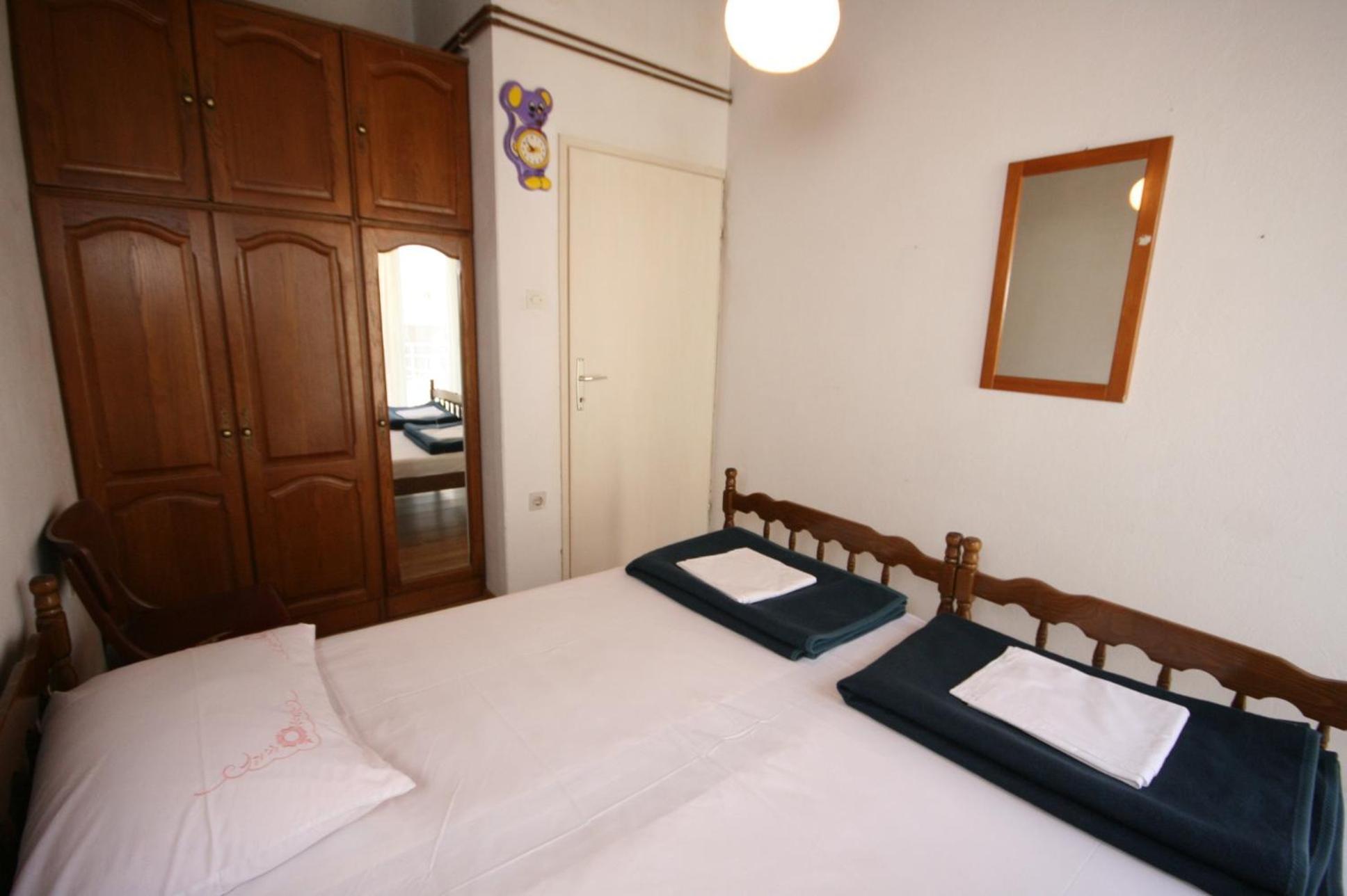 Apartments By The Sea Igrane, Makarska - 311 الغرفة الصورة
