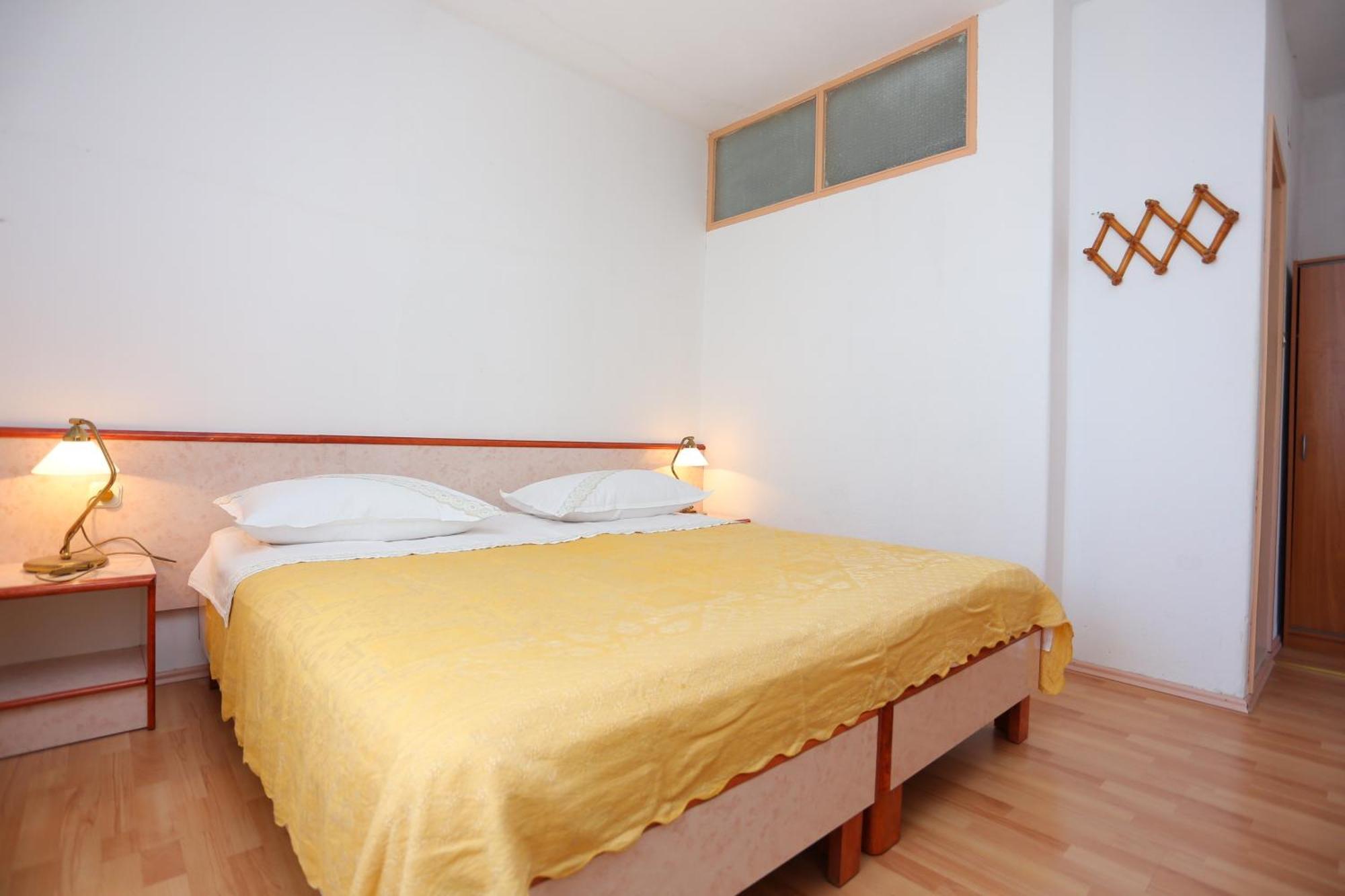 Apartments By The Sea Igrane, Makarska - 311 الغرفة الصورة